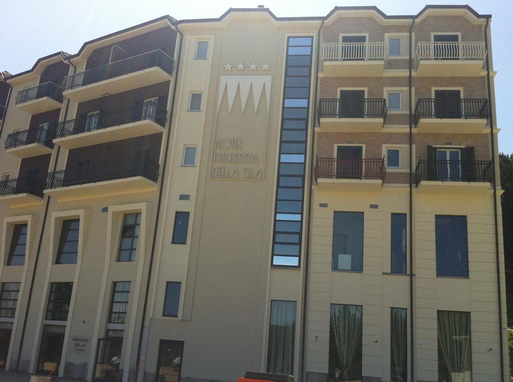 Hotel Duchessa Della Sila San Giovanni in Fiore Exterior foto